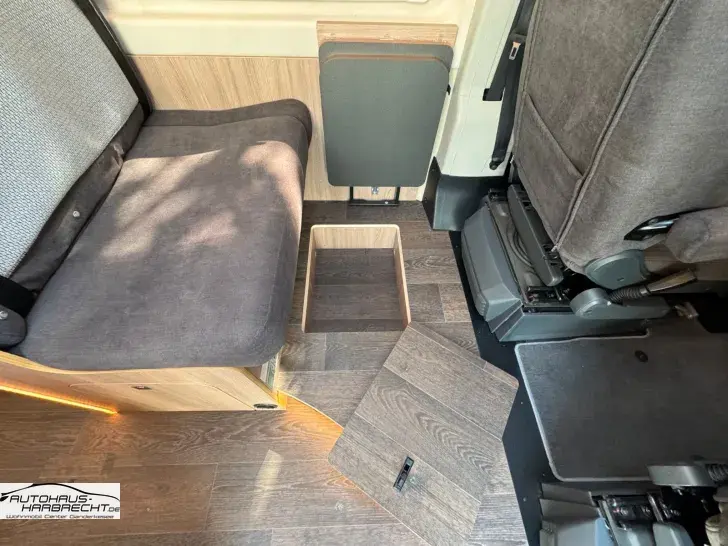 Fahrzeugbild Laika Ecovip 645-Autom-6,40m-Lounge-Solar-Lithium #33