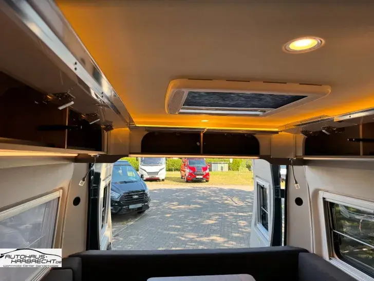Fahrzeugbild Laika Ecovip 645-Autom-6,40m-Lounge-Solar-Lithium #40