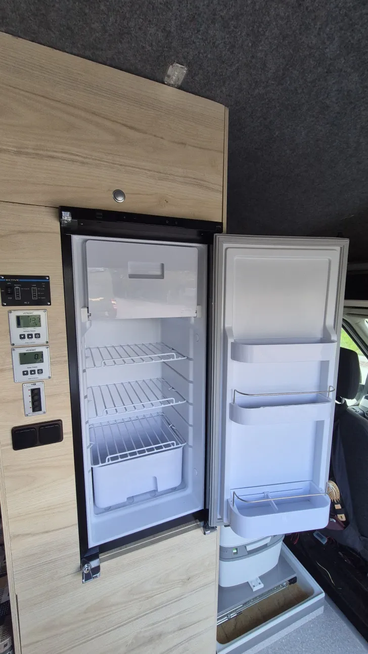 Fahrzeugbild Ford Transit 3,2 TDCi 4X4 TOP gepflegt NEU #5