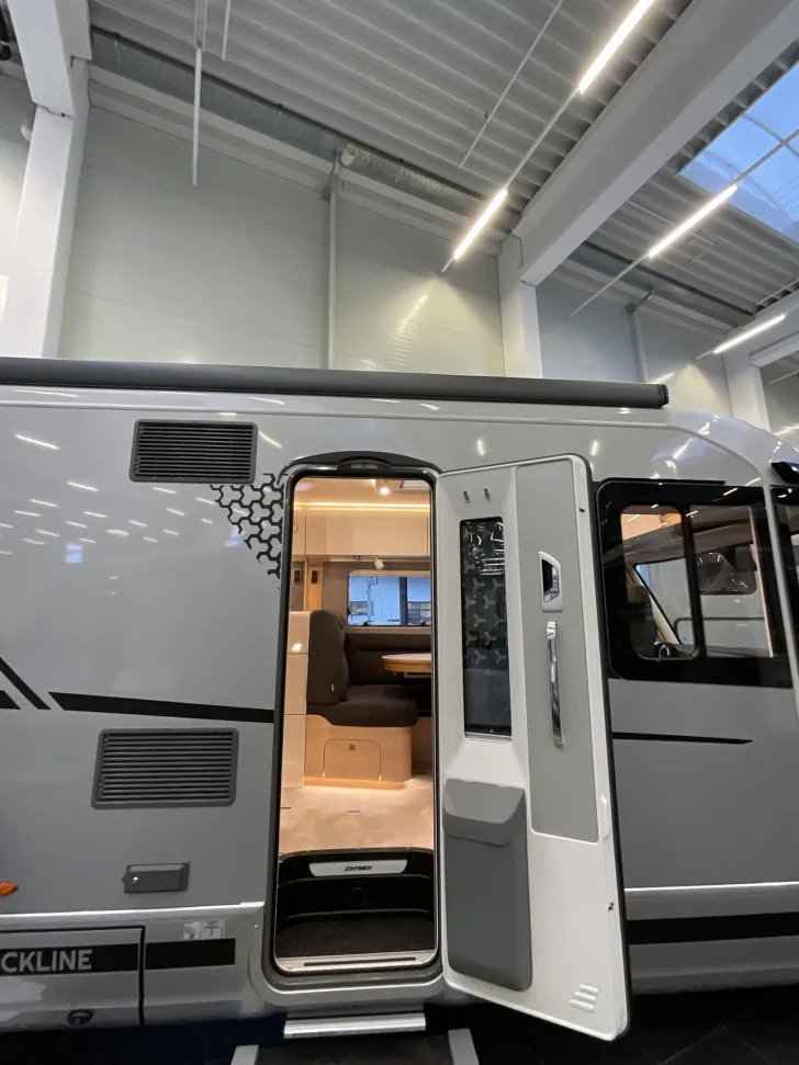 Fahrzeugbild Hymer B-Klasse ML I BlackLine 780 KEIN HUBBETT, Klima #4