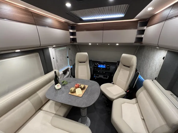 Fahrzeugbild chic c-line I 4.9 LE Carthago Selection (368) #13