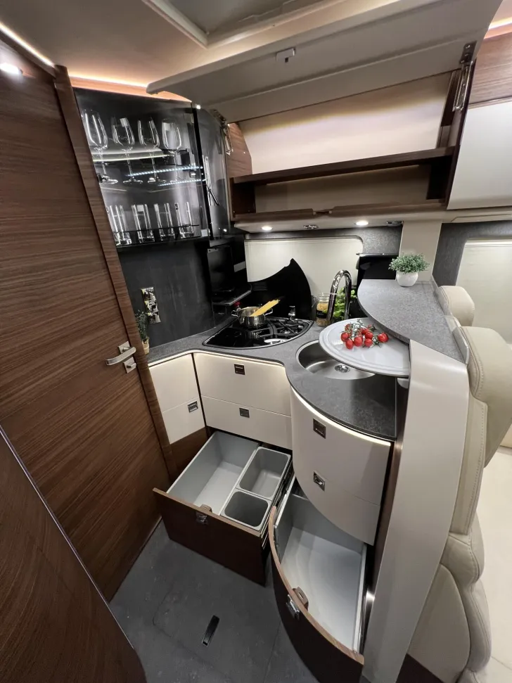Fahrzeugbild chic c-line I 4.9 LE Carthago Selection (368) #21