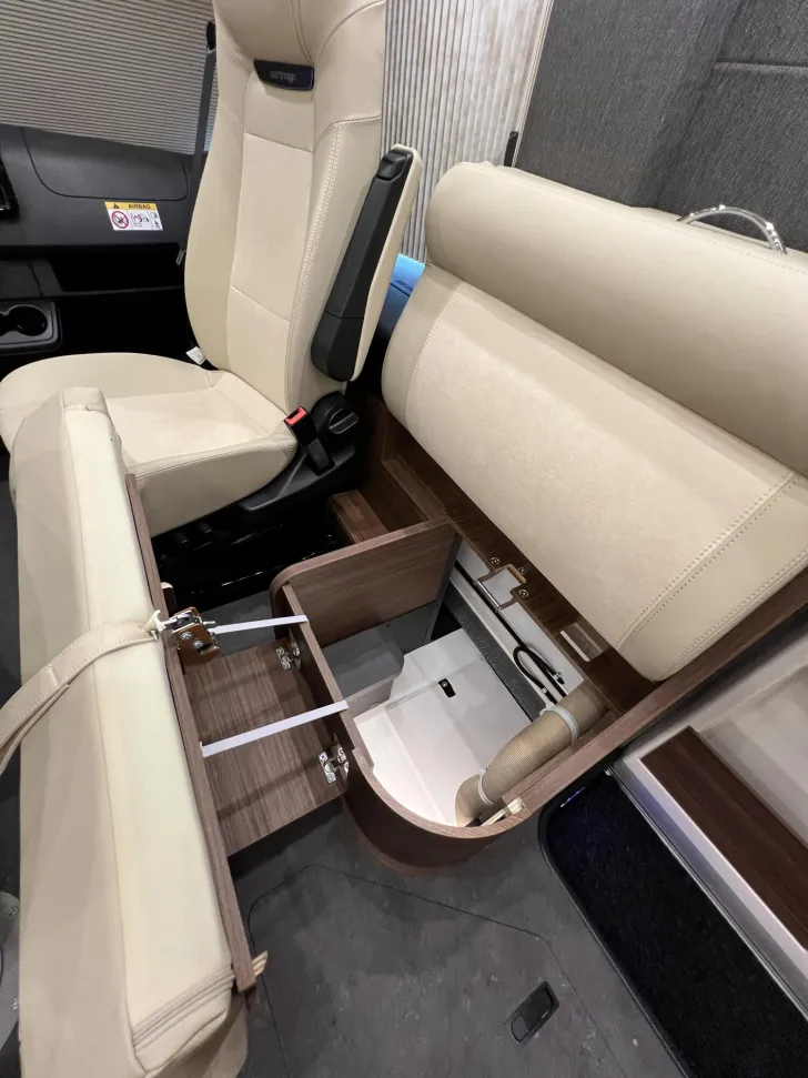 Fahrzeugbild chic c-line I 4.9 LE Carthago Selection (368) #38
