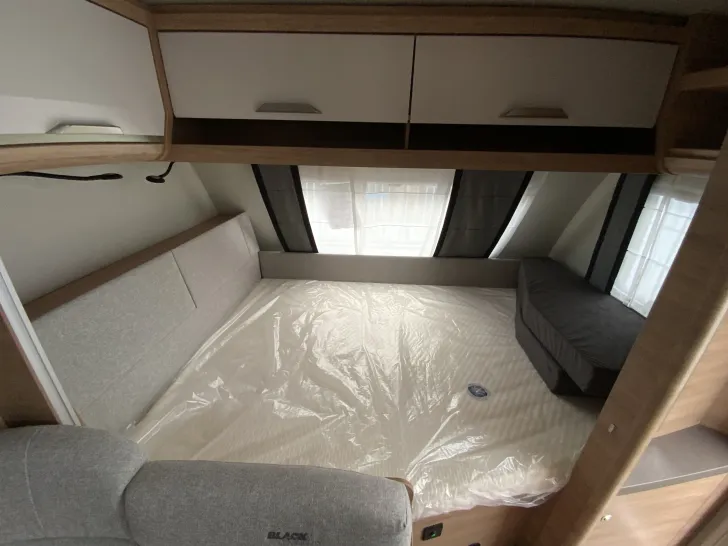 Fahrzeugbild Knaus Südwind 580 QS Black Selection 2.000 kg #6