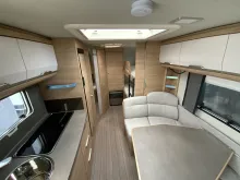 Fahrzeugbild Knaus Südwind 580 QS Black Selection 2.000 kg #8