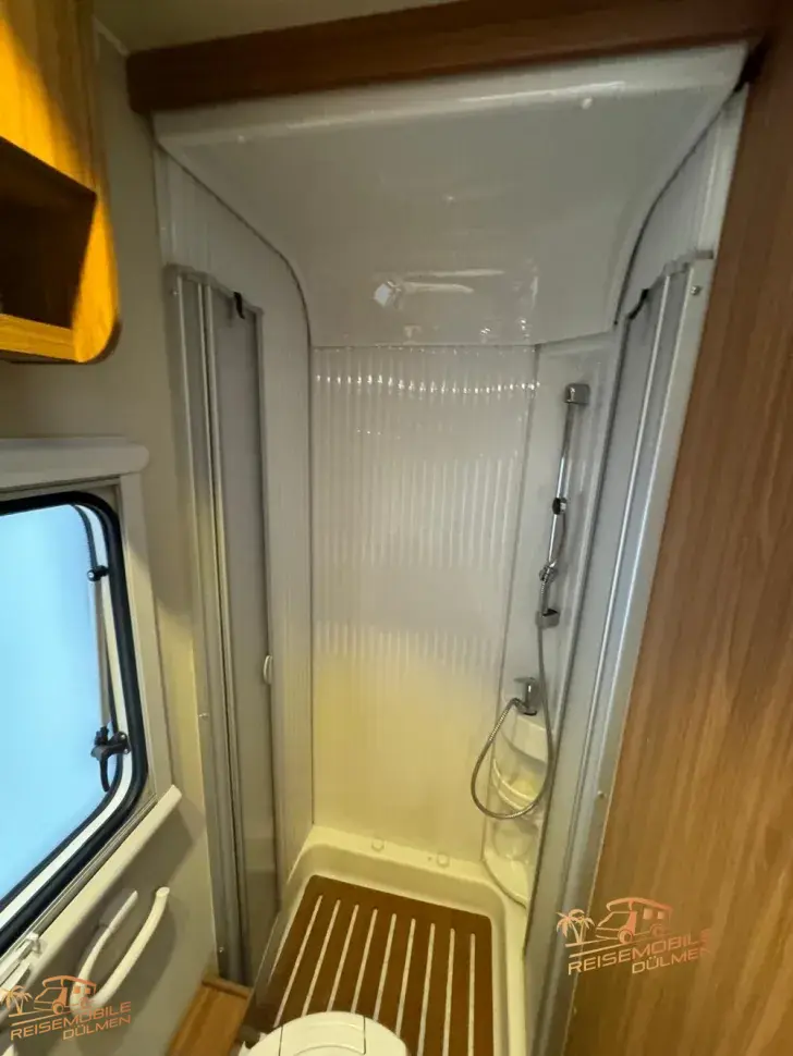 Fahrzeugbild Carado T 348 SAT TV Markise Luftfahrwerk #20