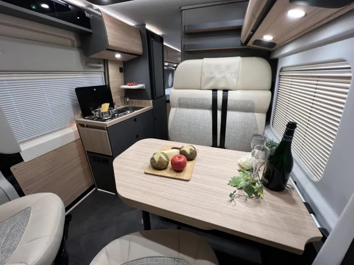 Fahrzeugbild Malibu Van charming GT skyview 640 LE (757) #15