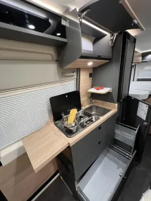 Fahrzeugbild Malibu Van charming GT skyview 640 LE (757) #20