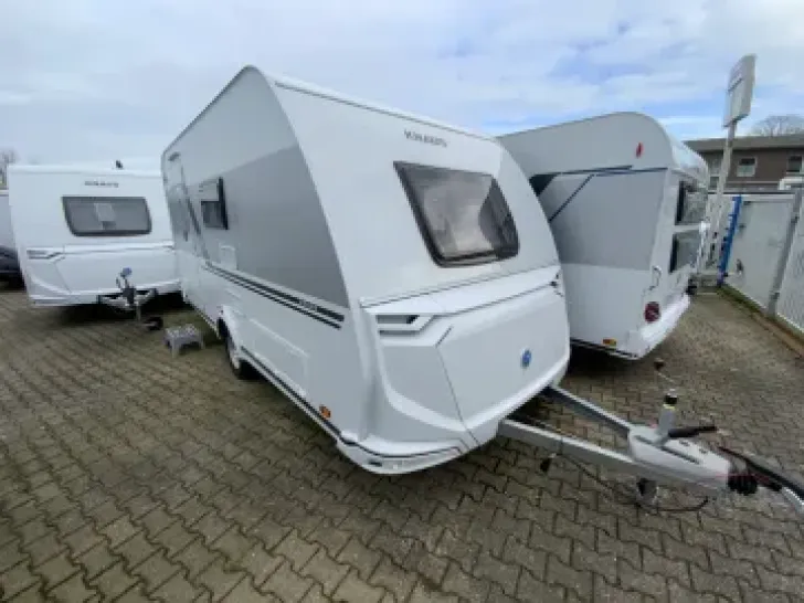Fahrzeugbild Knaus Sport 420 QD 1.500 kg, Steckdosen plus Pake #1