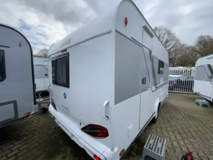 Fahrzeugbild Knaus Sport 420 QD 1.500 kg, Steckdosen plus Pake #3