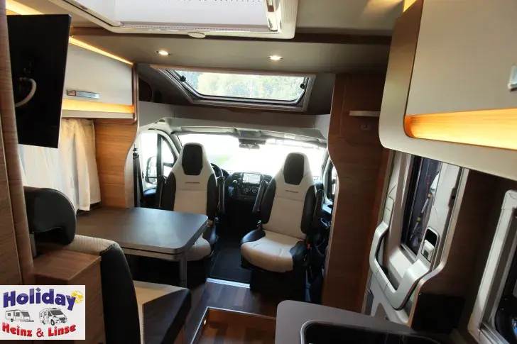 Fahrzeugbild Weinsberg CaraCompact 600 MEG EDITION [PEPPER] #10