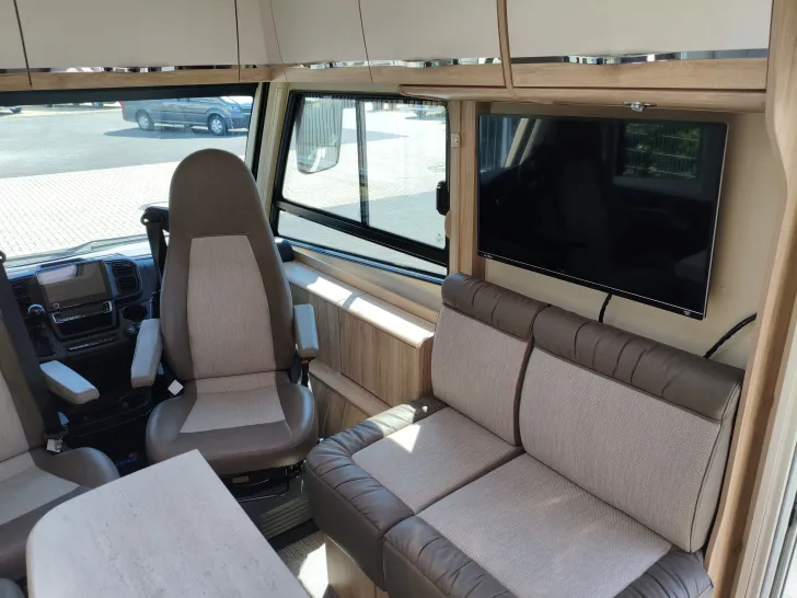 Fahrzeugbild Eura Mobil Integra Line 720 EF Mondial Edition -VOLLAUSSTATTUNG- #11