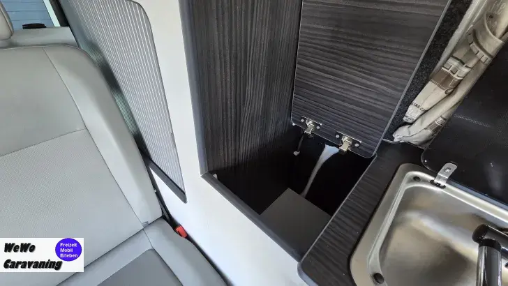 Fahrzeugbild VW Custom Bus T5 Ausbau von Hoppe Camper i Ka. #8