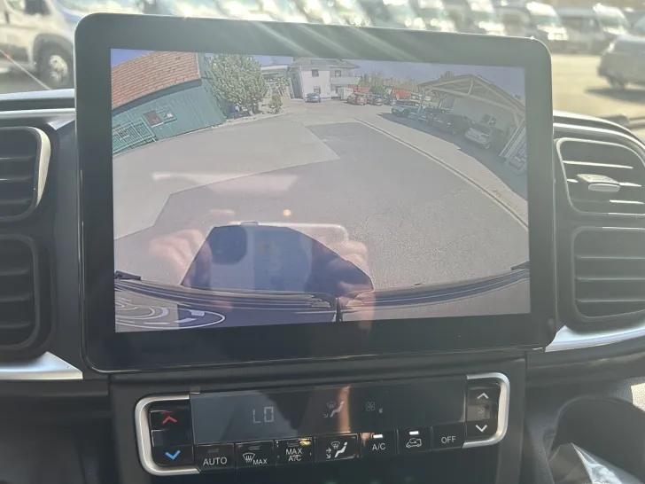 Fahrzeugbild Roadcar R 640, 10" Navi+RFK, Easy-Driving+, Markise #13