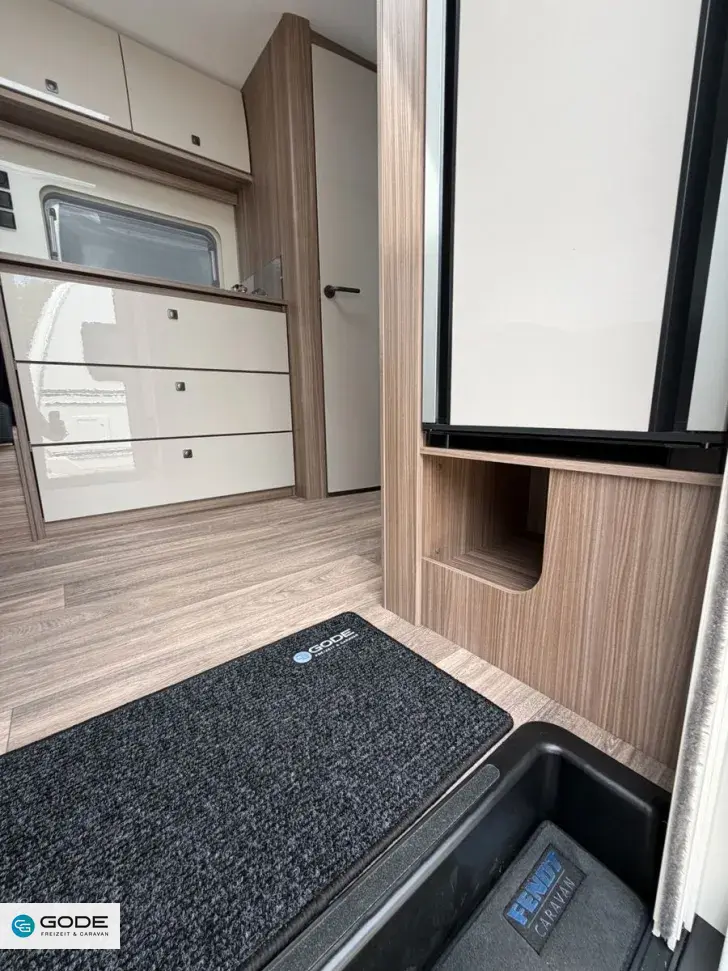 Fahrzeugbild Fendt Tendenza 560 SG/2.000 kg/Bettauszug/Unidose/BigF #11