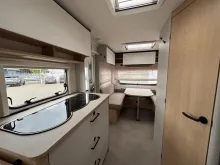 Fahrzeugbild LMC Style 450 D #14