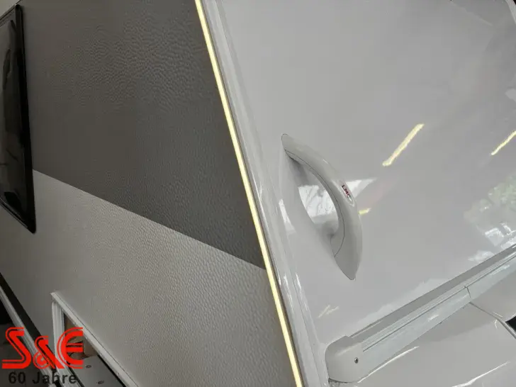 Fahrzeugbild LMC Style 450 D #22