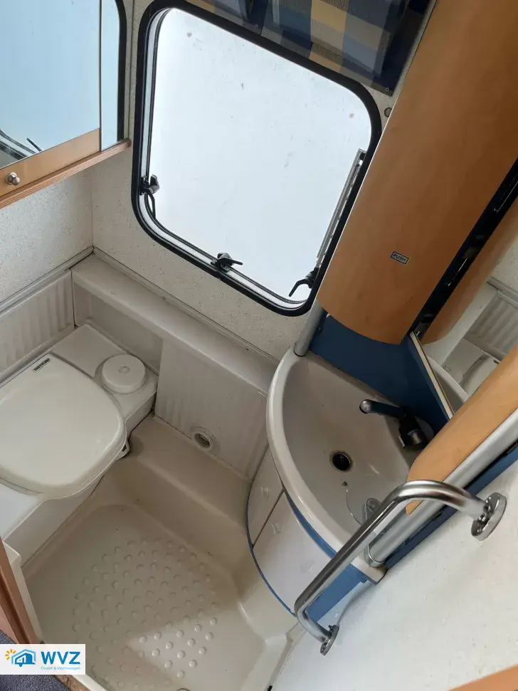 Fahrzeugbild Bürstner Amara 535 TL Luxus Tüv- und Gasprüfung neu #12