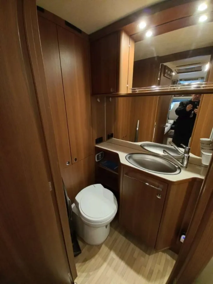 Fahrzeugbild LMC Comfort T 713 Passion sehr gut gepflegt #4