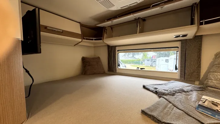Fahrzeugbild Malibu T 410 DB #22