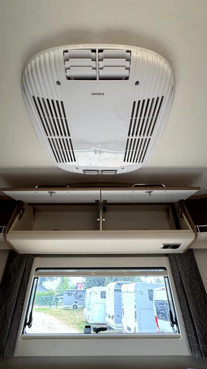 Fahrzeugbild Malibu T 410 DB #23