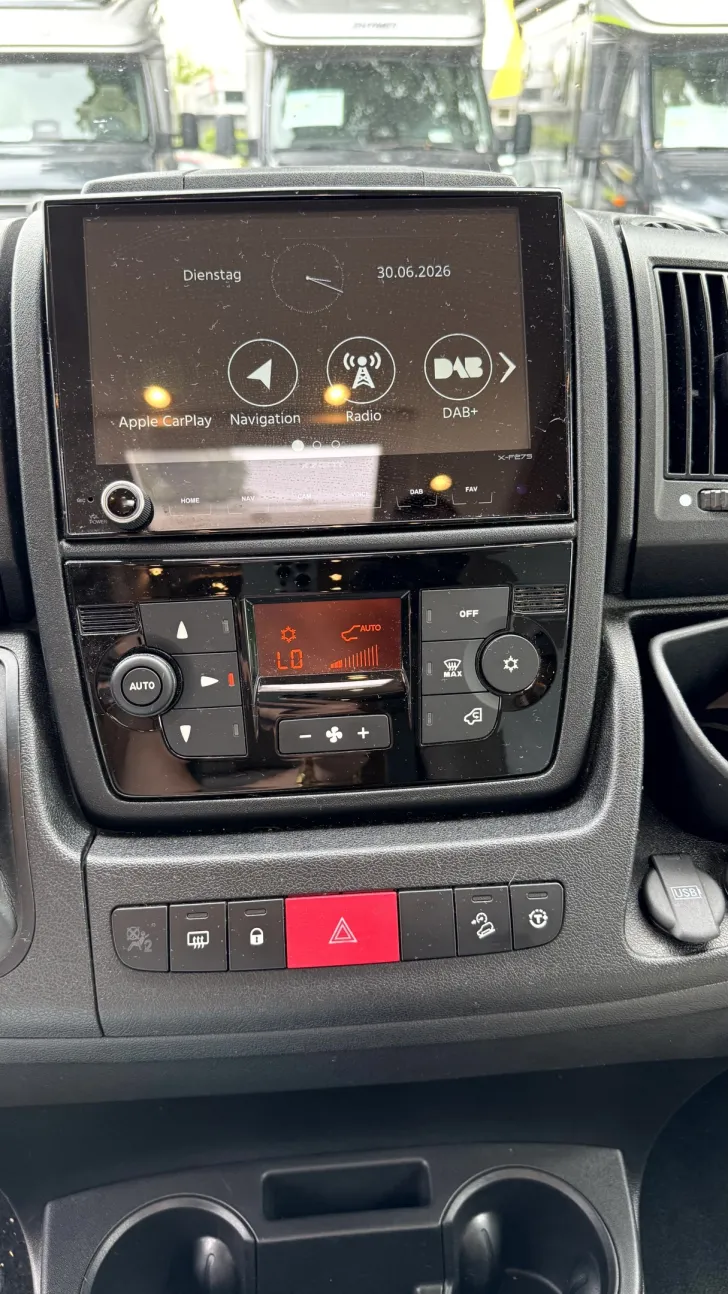 Fahrzeugbild Malibu T 410 DB #27