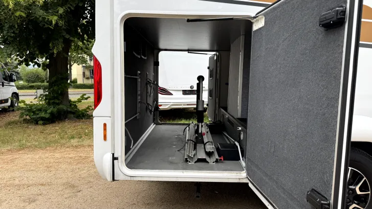 Fahrzeugbild Malibu T 410 DB #31