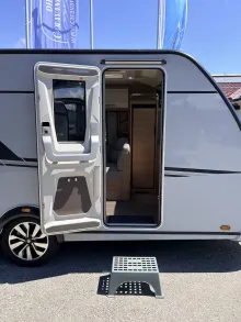 Fahrzeugbild Knaus Südwind 500 PF 60 Years Bugküche Klima #7