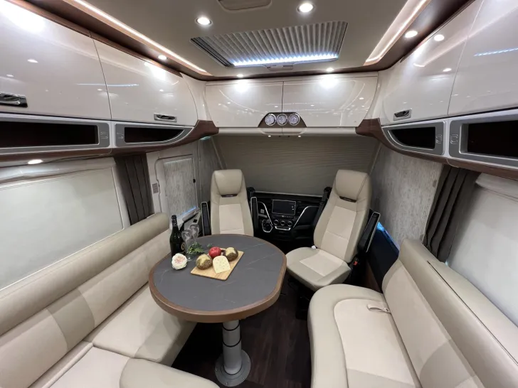 Fahrzeugbild Carthago chic s-plus I 61 XL LE (327) #14