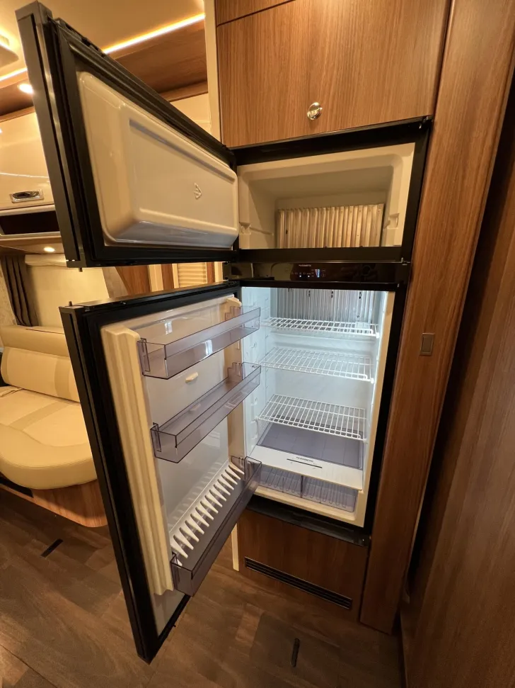 Fahrzeugbild Carthago chic s-plus I 61 XL LE (327) #26