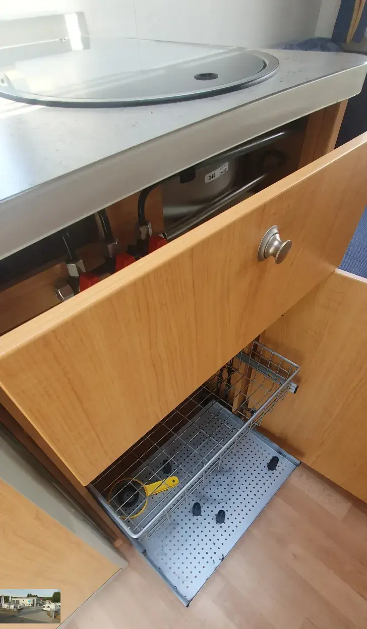 Fahrzeugbild Knaus Südwind 400 T Nr. 31 - franz. Bett, SG #12
