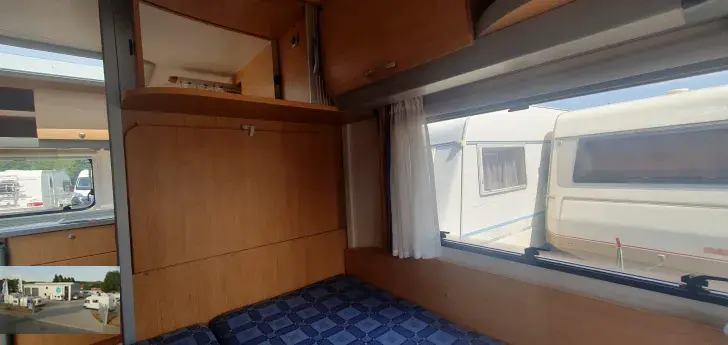 Fahrzeugbild Knaus Südwind 400 T Nr. 31 - franz. Bett, SG #19