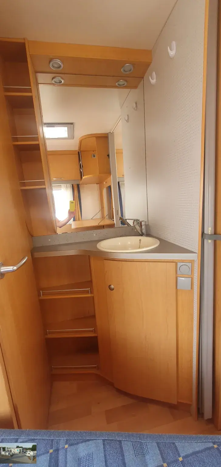 Fahrzeugbild Knaus Südwind 400 T Nr. 31 - franz. Bett, SG #21