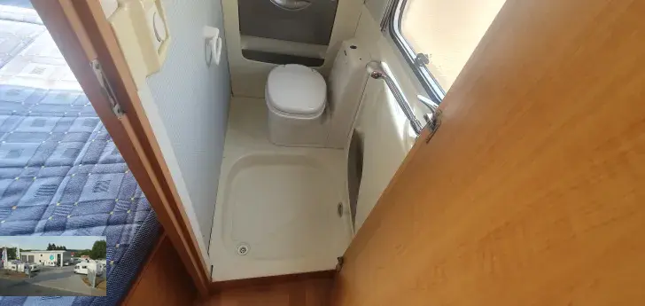 Fahrzeugbild Knaus Südwind 400 T Nr. 31 - franz. Bett, SG #22