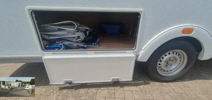 Fahrzeugbild Knaus Südwind 400 T Nr. 31 - franz. Bett, SG #30