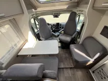 Fahrzeugbild Carado T 328 #4