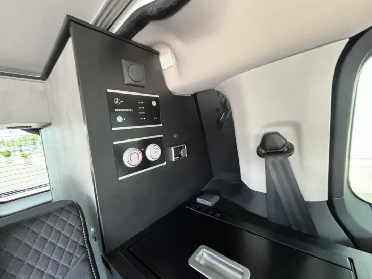 Fahrzeugbild Urban Camper CROSSCAMP Flex Opel #11