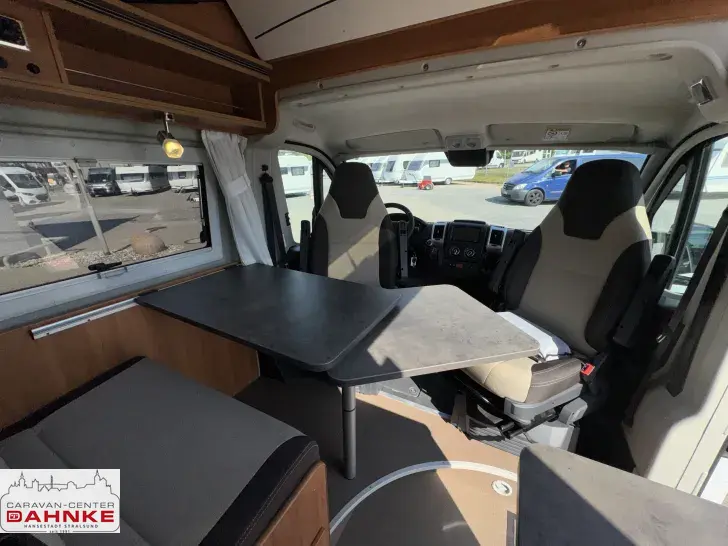 Fahrzeugbild Pössl H-Line 2WIN Vario Standheizung, Markise #7