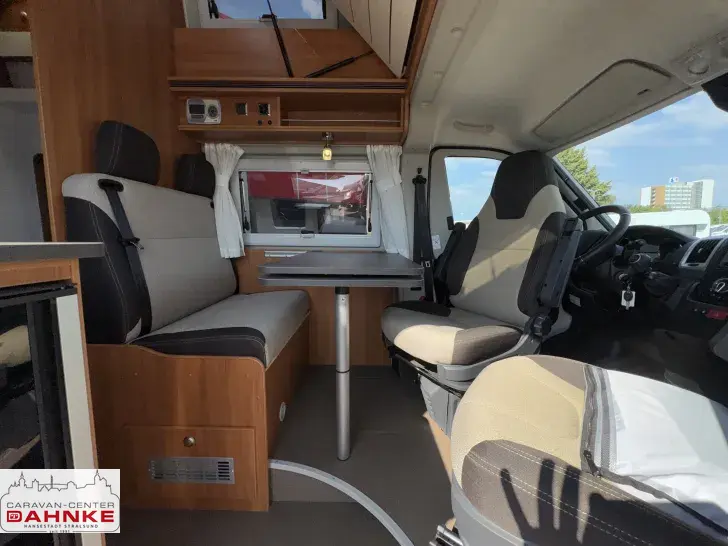 Fahrzeugbild Pössl H-Line 2WIN Vario Standheizung, Markise #9
