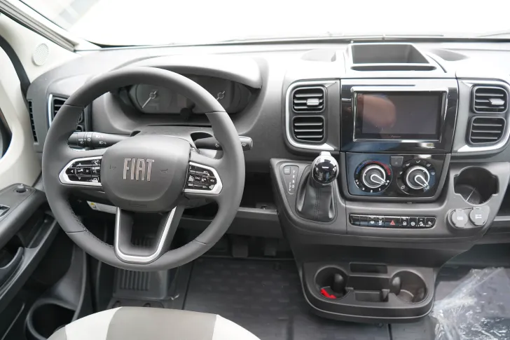Fahrzeugbild Knaus L!VE WAVE 650 MF Platinum Selection 5 Gurtplätze | Automatik #17