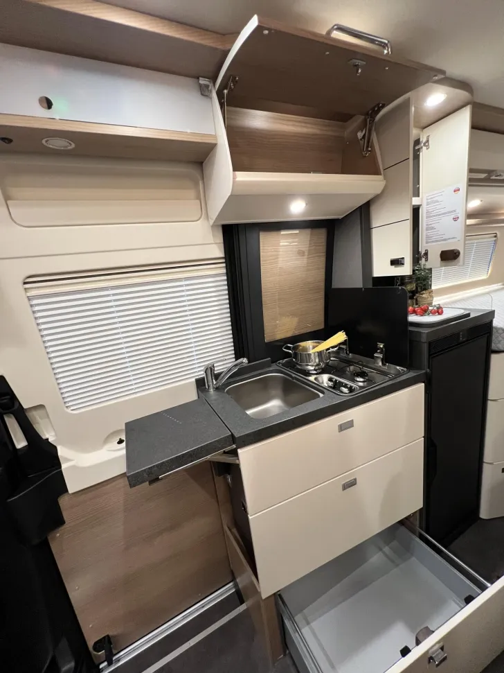 Fahrzeugbild Malibu Genius 641 LE Mercedes (775) #20