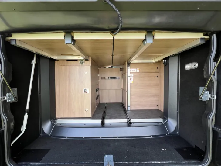 Fahrzeugbild Malibu Genius 641 LE Mercedes (775) #33