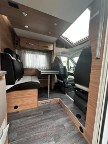 Fahrzeugbild Weinsberg CaraSuite EDITION SPICY 650 MEG #6