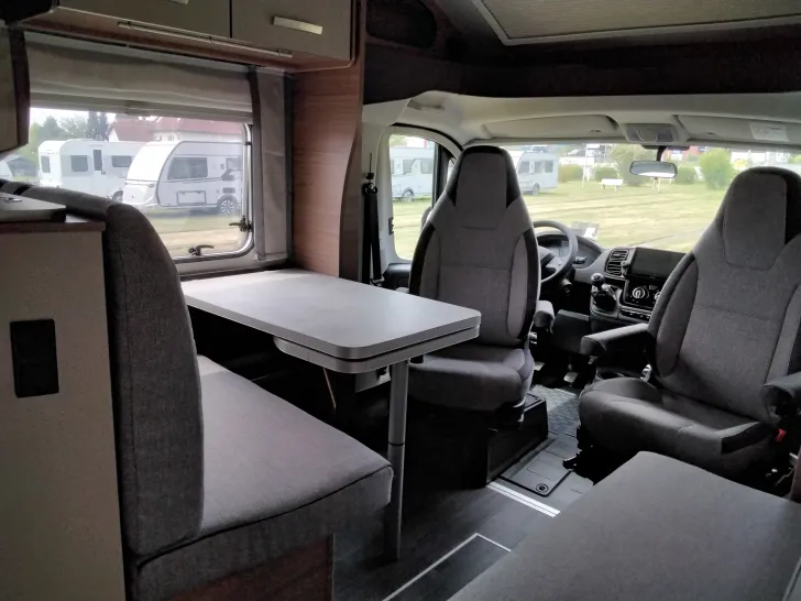 Fahrzeugbild Knaus L!VE WAVE 650 MF Markise, Fahrradträger #6