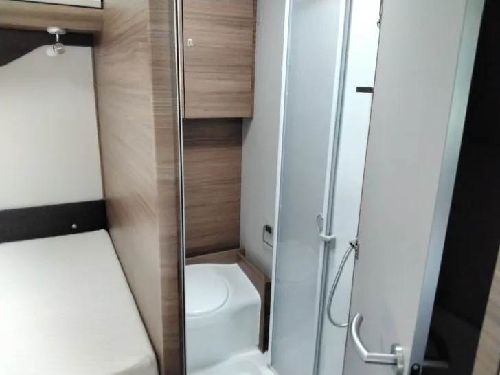 Fahrzeugbild Knaus L!VE WAVE 650 MF Markise, Fahrradträger #15