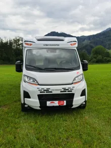 Schräg Vorne Weinsberg CaraCompact 600 MEG EDITION [PEPPER]
