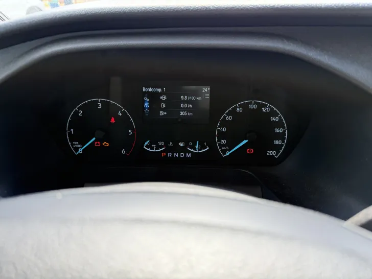 Fahrzeugbild Chausson 777 GA, Dachklima, Automatik, SAT, TV, AHK #17