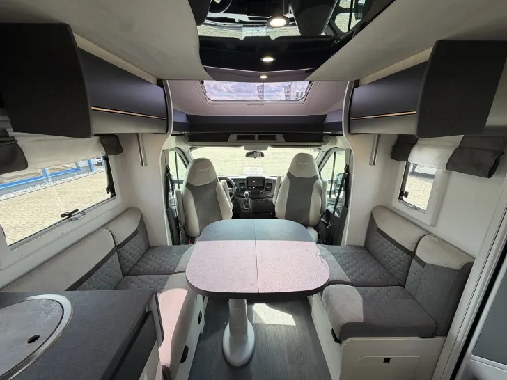 Fahrzeugbild Chausson 777 GA, Dachklima, Automatik, SAT, TV, AHK #19
