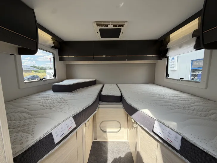 Fahrzeugbild Chausson 777 GA, Dachklima, Automatik, SAT, TV, AHK #27
