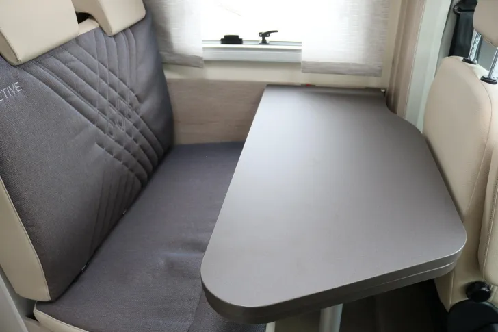 Fahrzeugbild Bürstner Lineo T 690 G+SAT+TV+Kamera+RadTräger+Markise+ #12